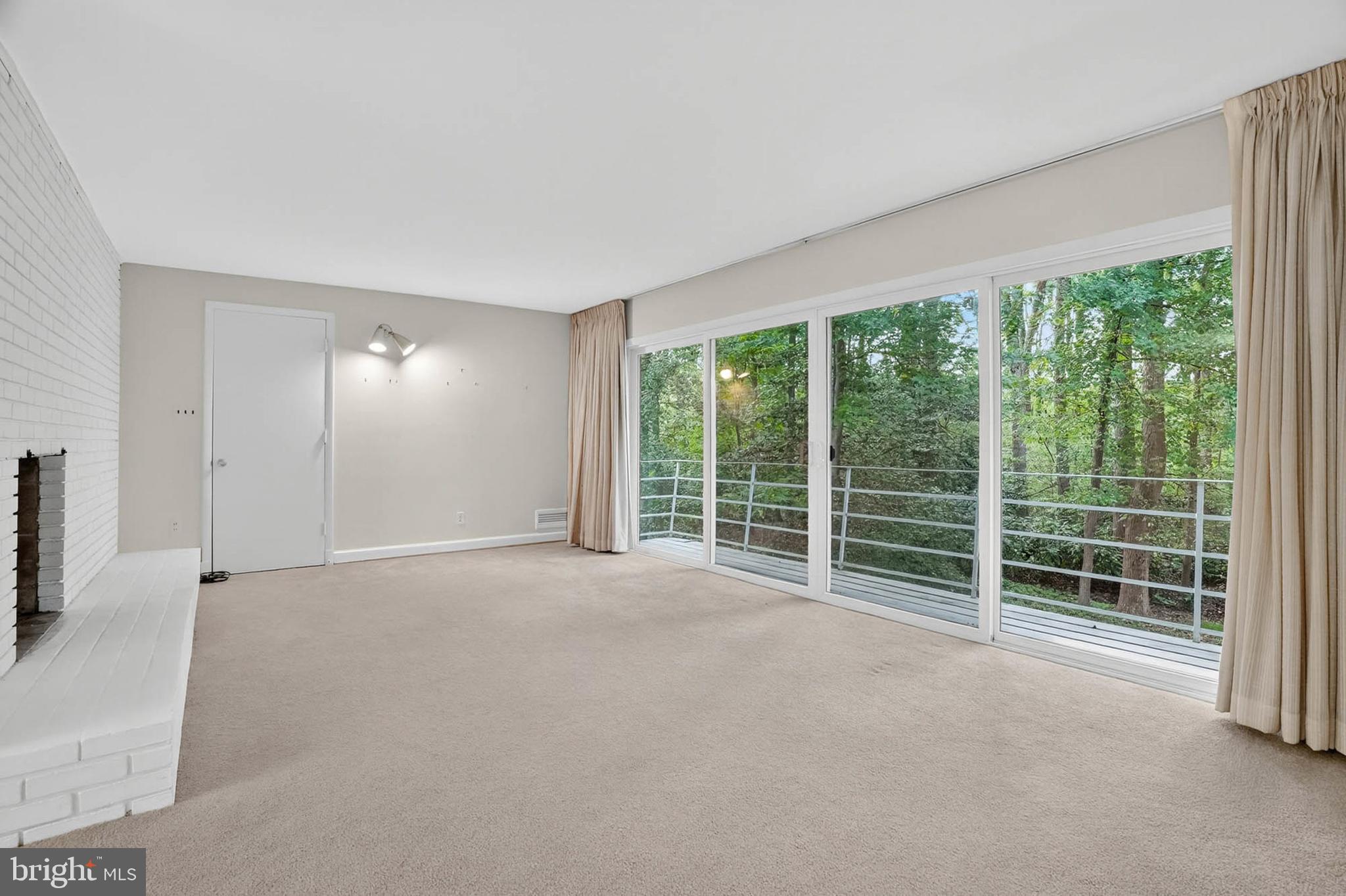 213 Stonington Road Silver Spring, MD 20902 - Photo 3 of 54 Gallery Image 3