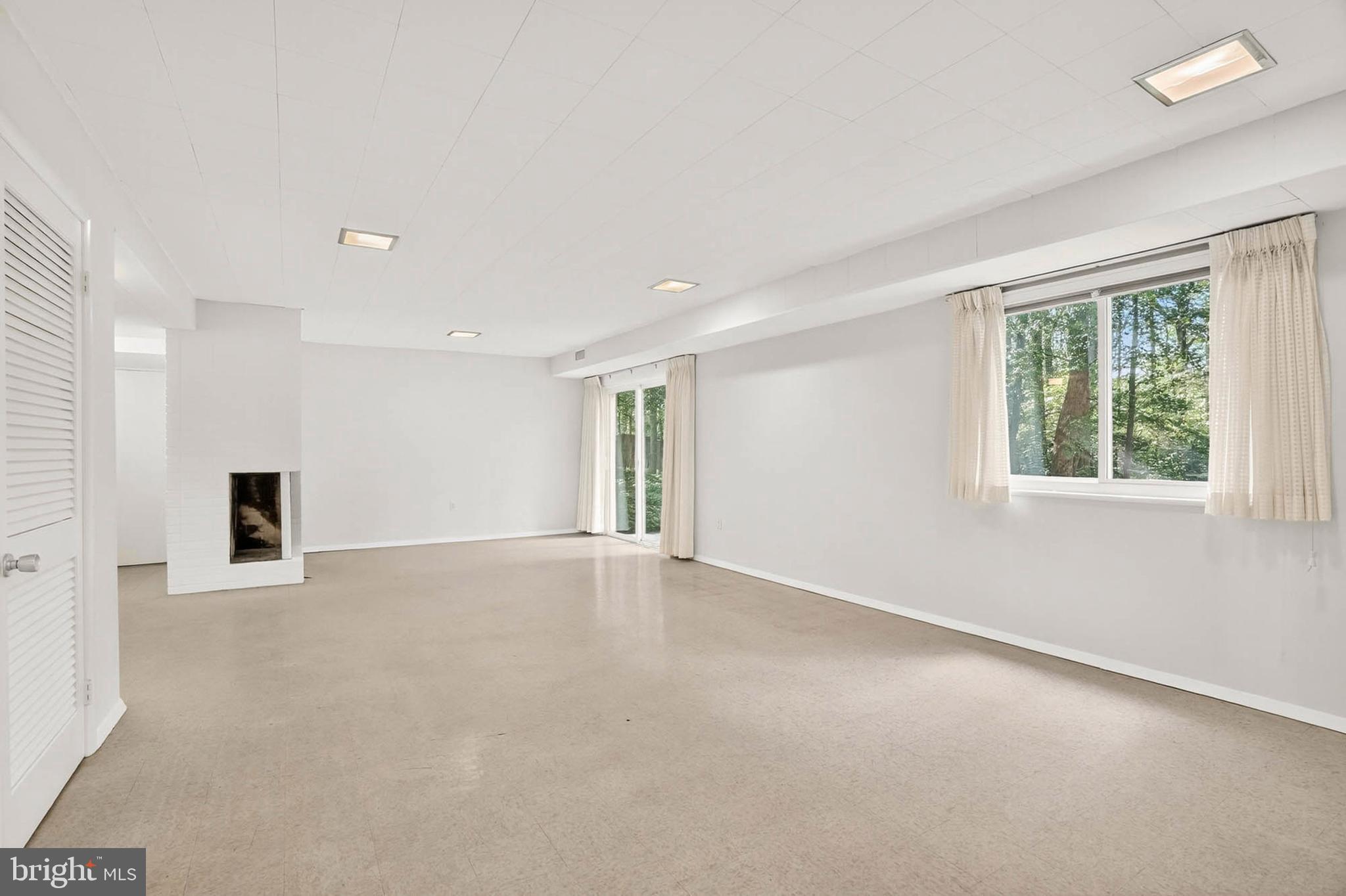 213 Stonington Road Silver Spring, MD 20902 - Photo 34 of 54 Gallery Image 34