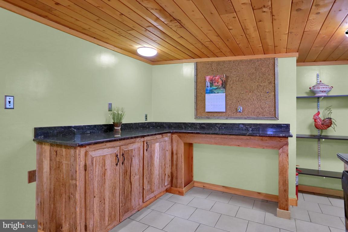 129 Riverview Road Delta, PA 17314 - Photo 19 of 34 Gallery Image 19