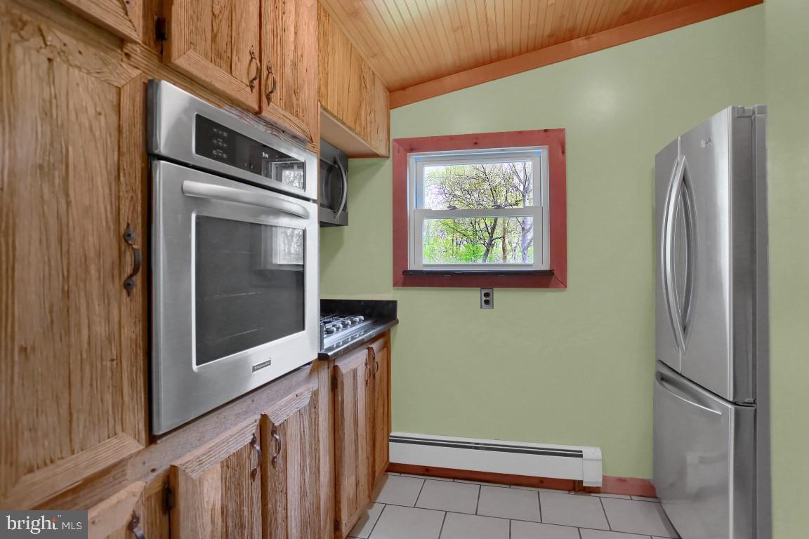129 Riverview Road Delta, PA 17314 - Photo 21 of 34 Gallery Image 21