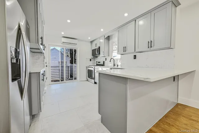 $829,000 | 92-43 76th Street | Woodhaven