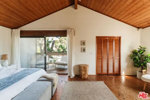 $1,895,000 | 4450 Alla Road, Los Angeles, CA 90066
