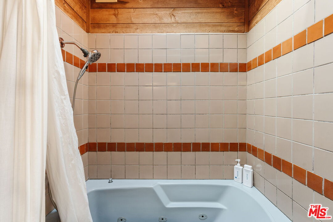 4450 Alla Road Los Angeles, CA 90066 - Photo 18 of 30