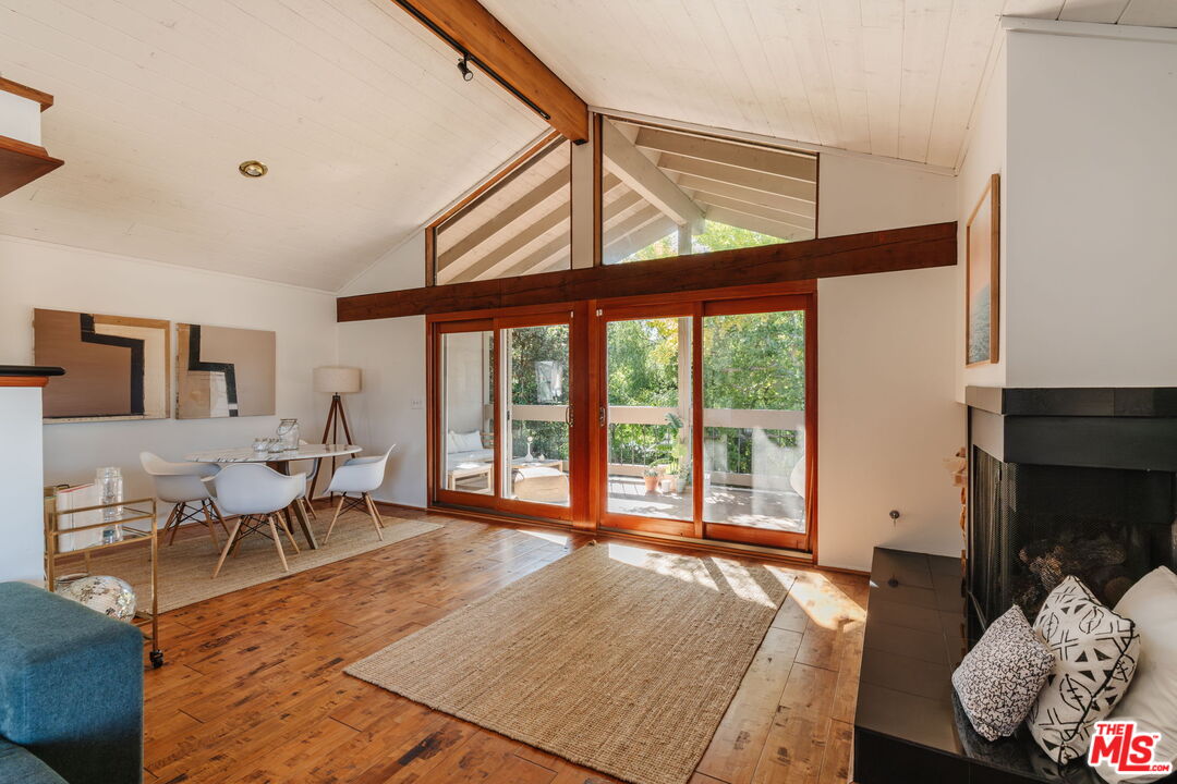 4450 Alla Road Los Angeles, CA 90066 - Photo 6 of 30