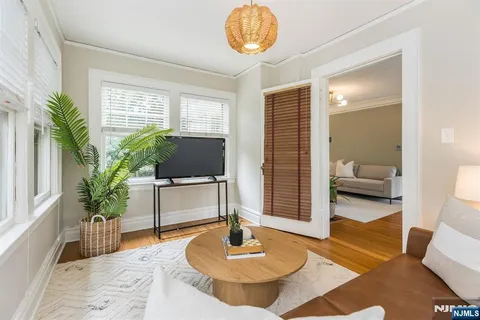 $1,125,000 | 35 Watchung Avenue, Montclair, NJ 07043