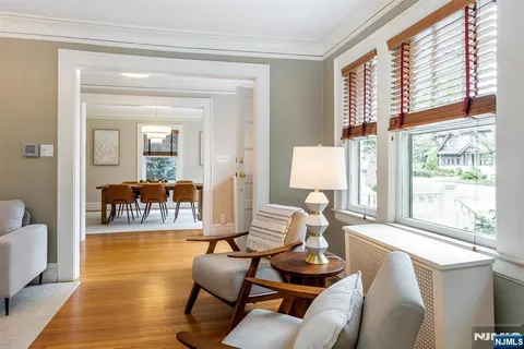 $1,125,000 | 35 Watchung Avenue, Montclair, NJ 07043