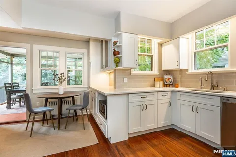 $1,125,000 | 35 Watchung Avenue, Montclair, NJ 07043