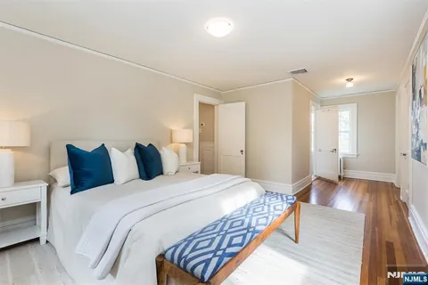 $1,125,000 | 35 Watchung Avenue, Montclair, NJ 07043