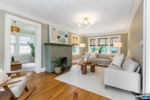 $1,125,000 | 35 Watchung Avenue, Montclair, NJ 07043