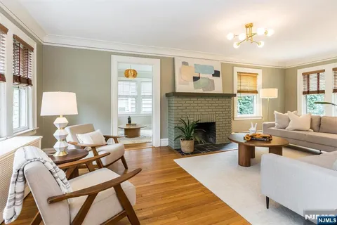 $1,125,000 | 35 Watchung Avenue, Montclair, NJ 07043