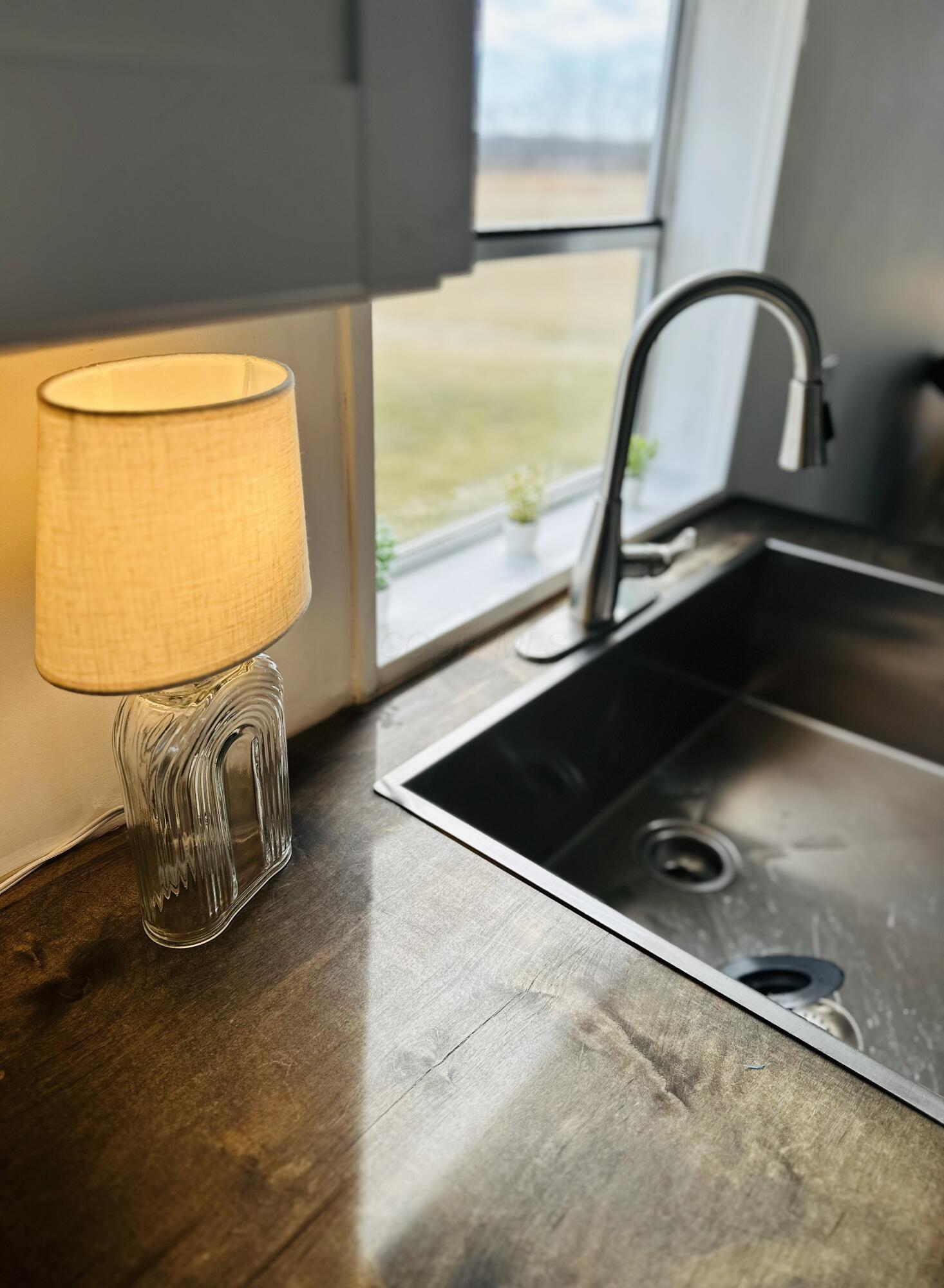 1330 Hanover Road, Unit 33 Delaware, OH 43015 - Photo 9 of 29 Kitchen window