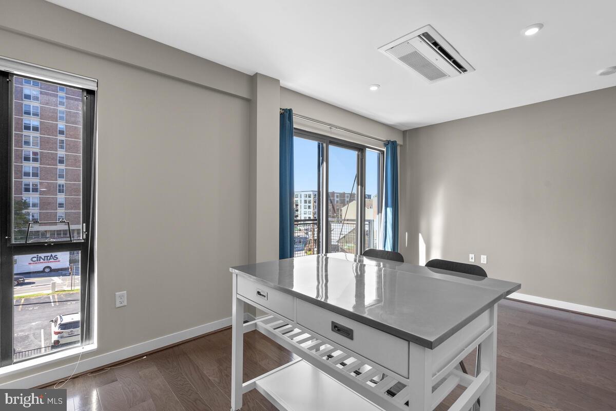 1320 Fenwick Lane, Unit 303 Silver Spring, MD 20910 - Photo 10 of 43