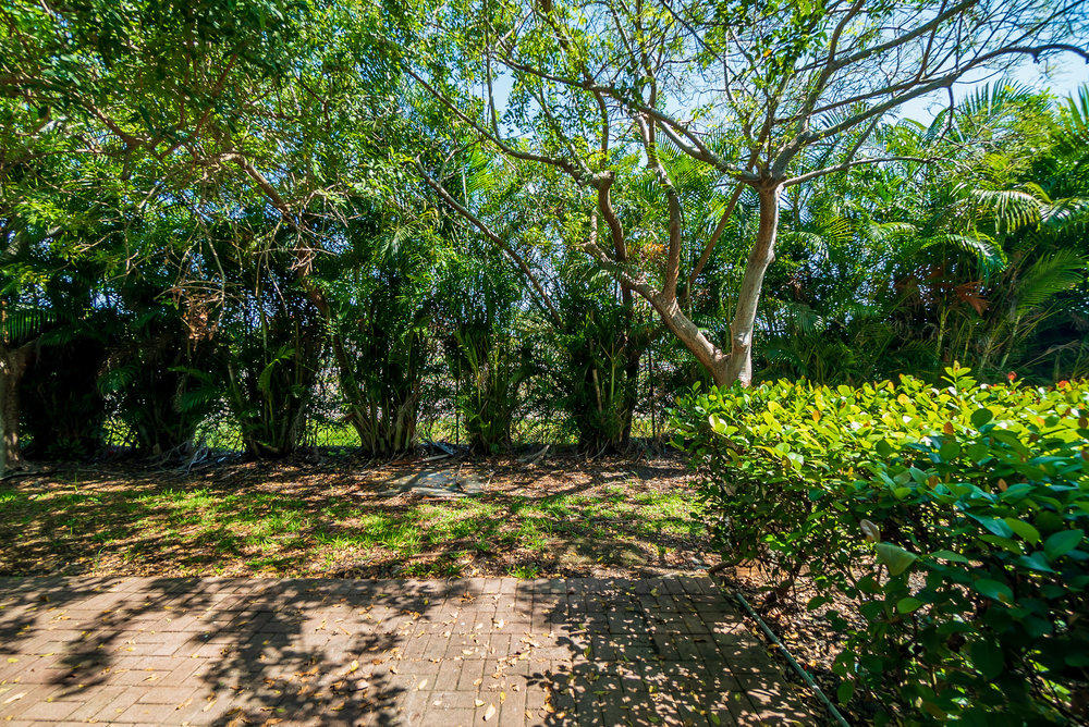 1958 Alamanda Way Riviera Beach, FL 33404 - Photo 21 of 31 021_dsc01004