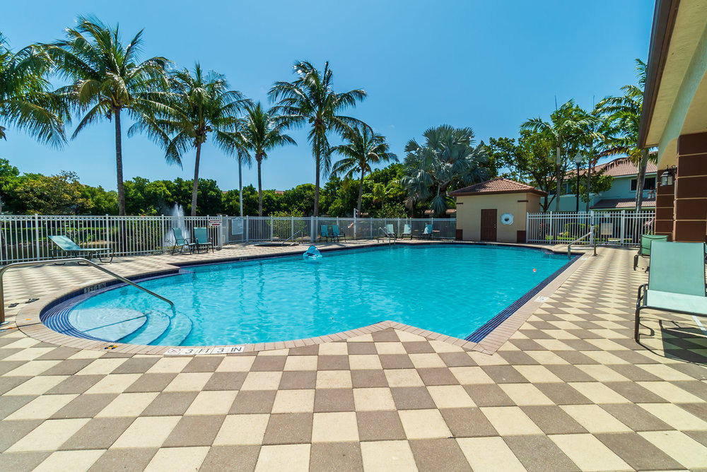 1958 Alamanda Way Riviera Beach, FL 33404 - Photo 30 of 31 031_dsc01028