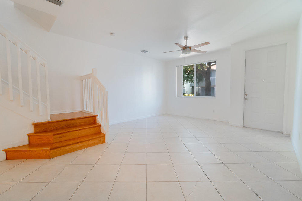 1958 Alamanda Way Riviera Beach, FL 33404 - Photo 3 of 31 003_dsc00964