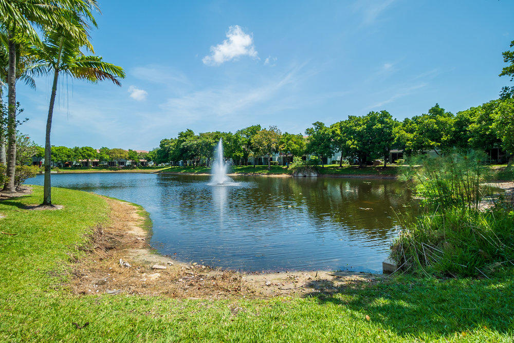 1958 Alamanda Way Riviera Beach, FL 33404 - Photo 31 of 31 032_dsc01029