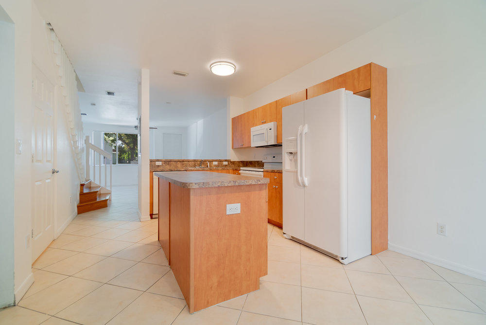 1958 Alamanda Way Riviera Beach, FL 33404 - Photo 9 of 31 009_dsc00977