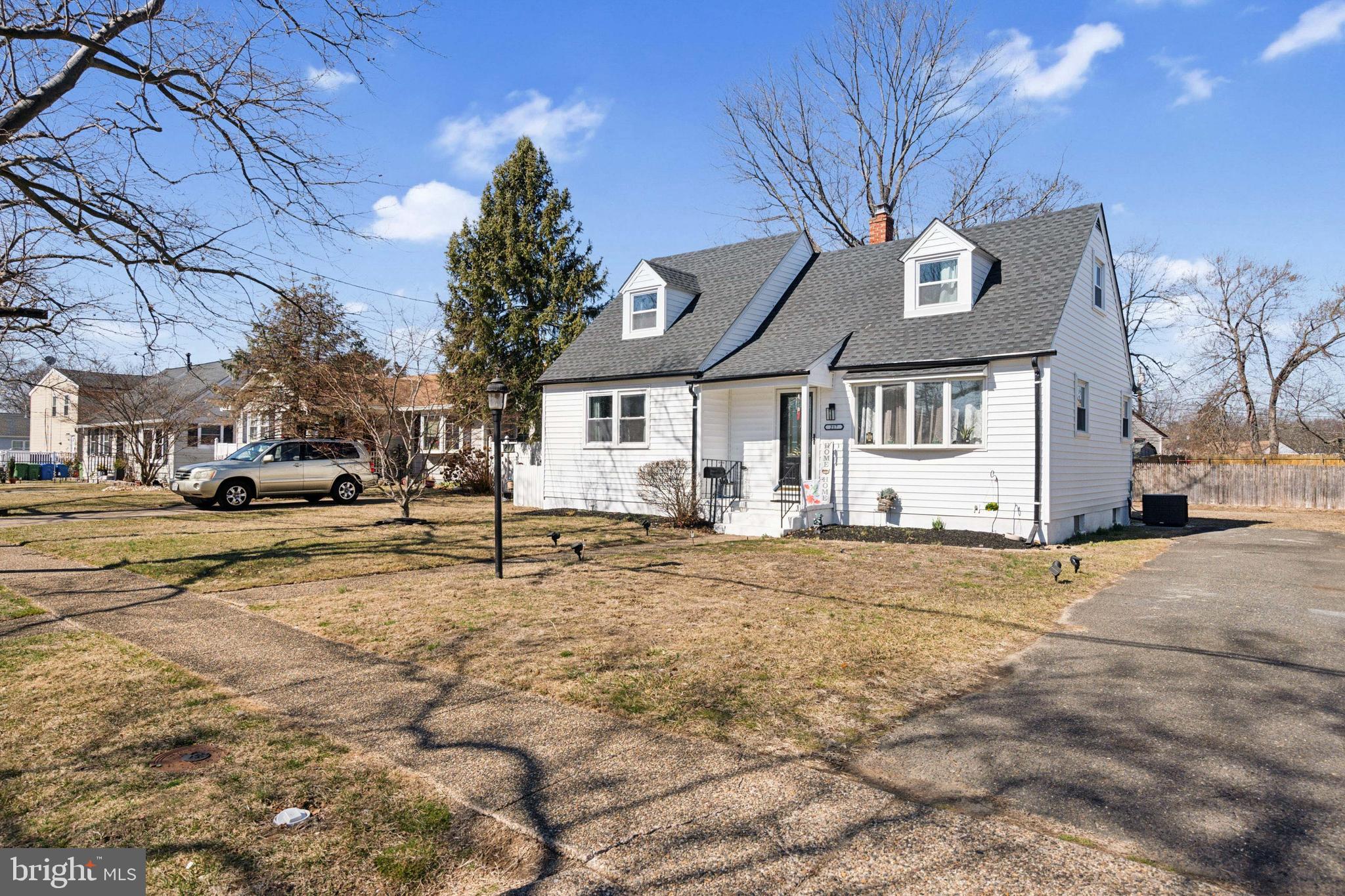 217 West Front Street Palmyra, NJ 08065 - Photo 4 of 25 Gallery Image 4