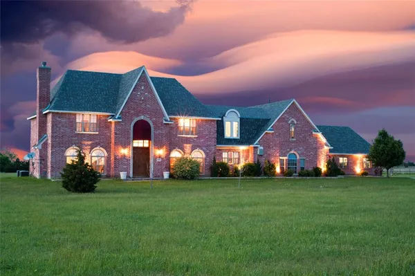 $1,587,000 | 9077 Lakeridge Drive, Princeton, TX 75407