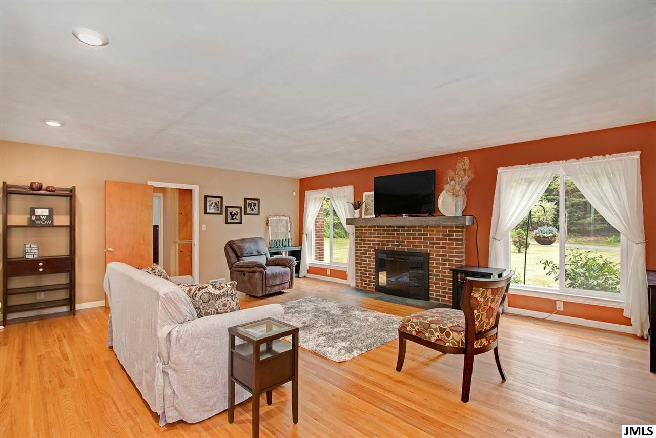 1399 Badgley Road Jackson, MI 49203 - Photo 5 of 33 Photo 5