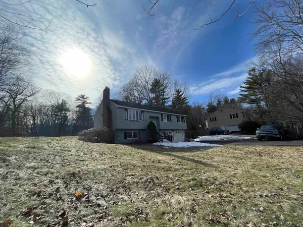 $409,900 | 51 Island Pond Road, Derry, NH 03038