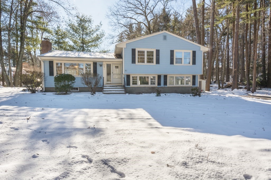 24 Mohegan Road Acton, MA 01720 - Photo 1 of 33 Gallery Image 1