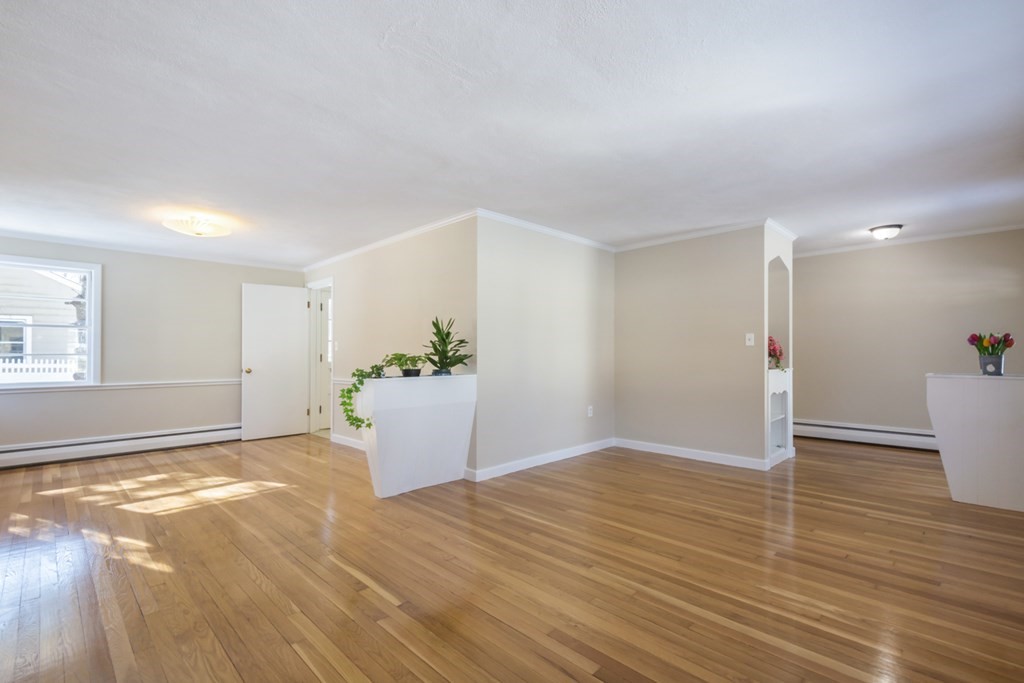 24 Mohegan Road Acton, MA 01720 - Photo 6 of 33 Gallery Image 6