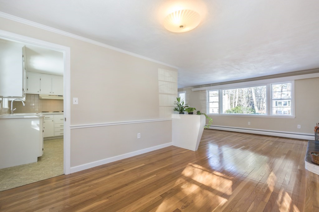 24 Mohegan Road Acton, MA 01720 - Photo 9 of 33 Gallery Image 9