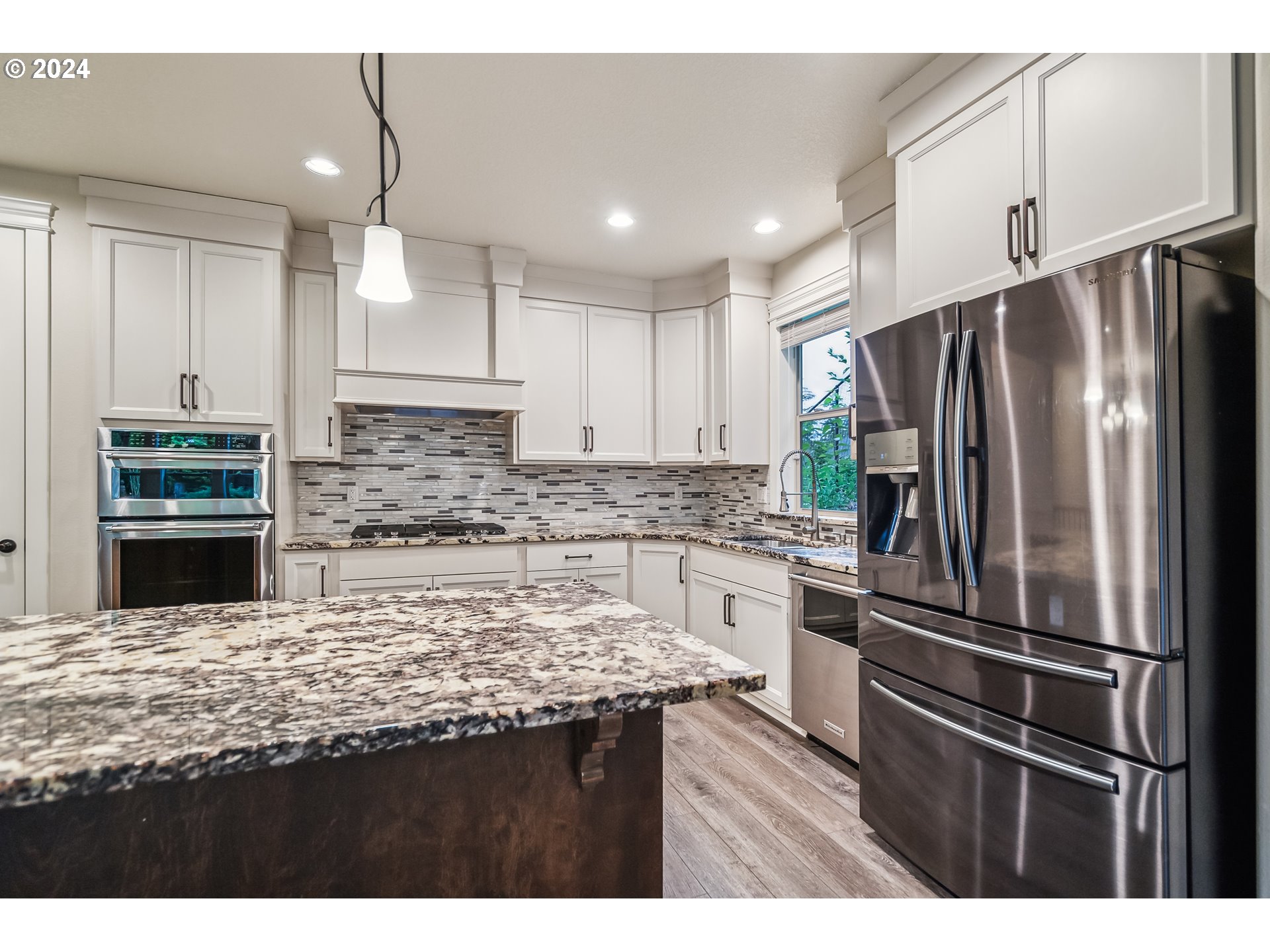 1118 Northwest Goodwin Street Camas, WA 98607 - Photo 12 of 44 Kitchen