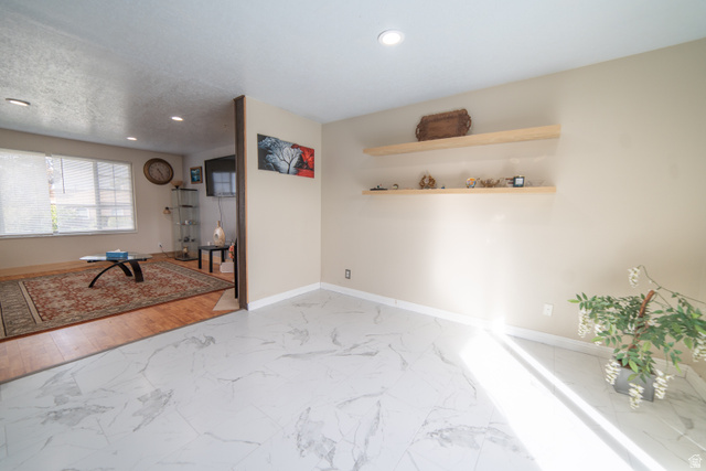 1430 East 8685 South Sandy, UT 84093 - Photo 6 of 29