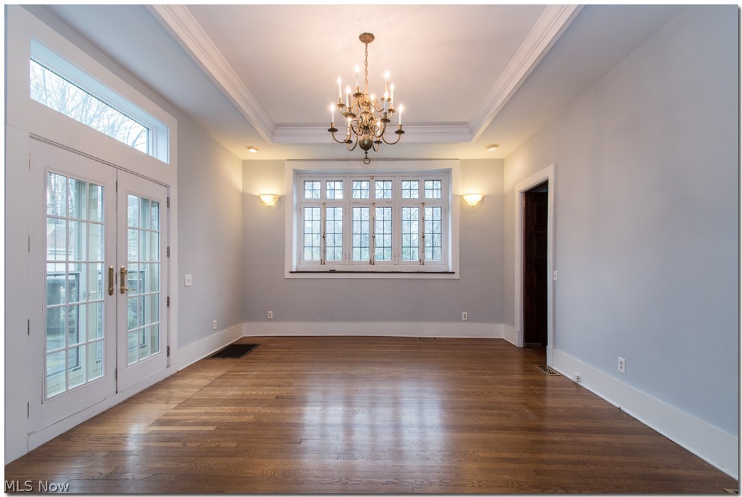 2620 Norfolk Road Cleveland, OH 44106 - Photo 11 of 32 Dining room.