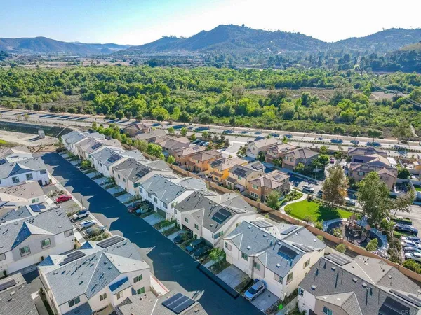 $675,000 | 35190 Blossom Place, Fallbrook, CA 92028