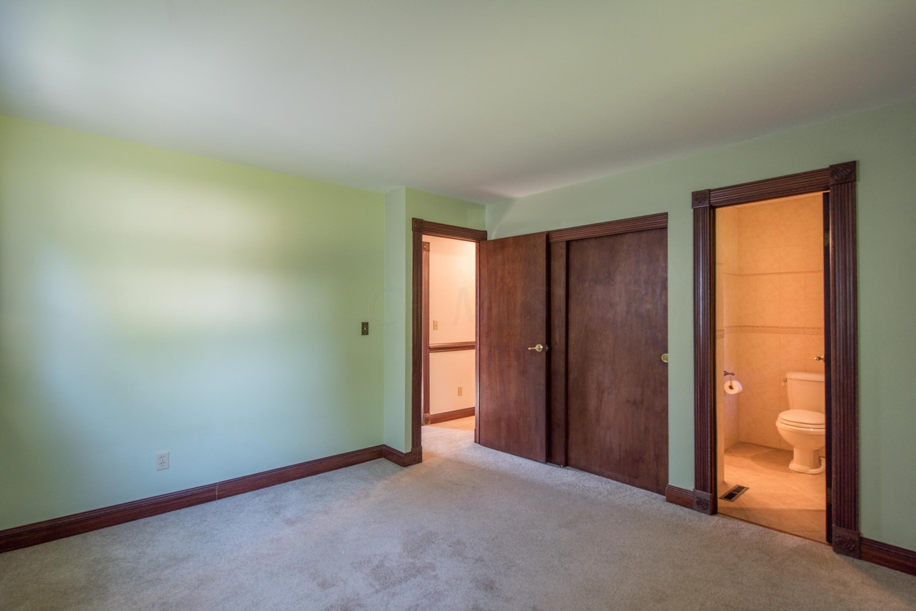 4839 Bourke Road Columbus, OH 43229 - Photo 26 of 55 Gallery Image 26