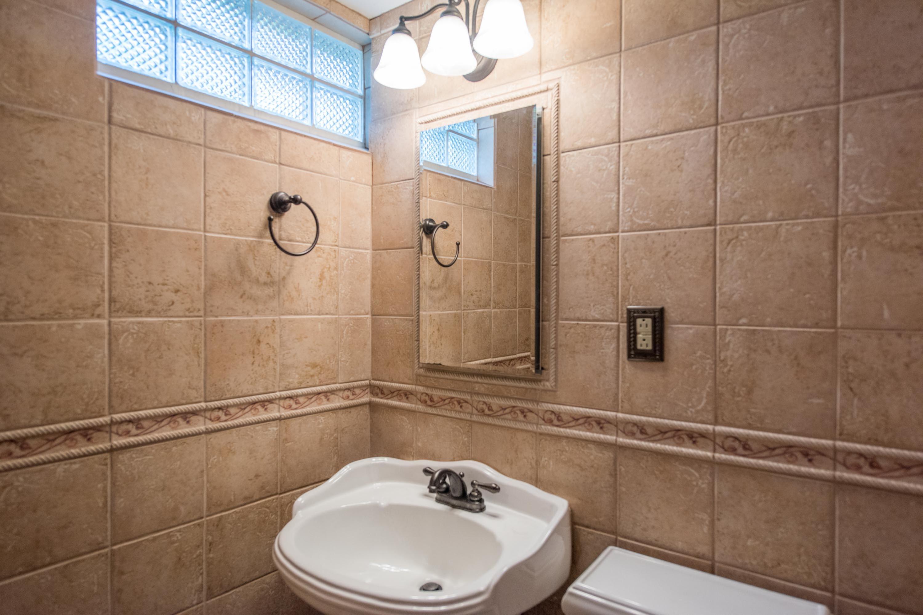 4839 Bourke Road Columbus, OH 43229 - Photo 44 of 55 Gallery Image 44