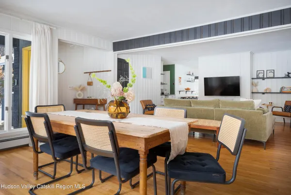 $649,000 | 26 Krom Road, Olivebridge, NY 12461