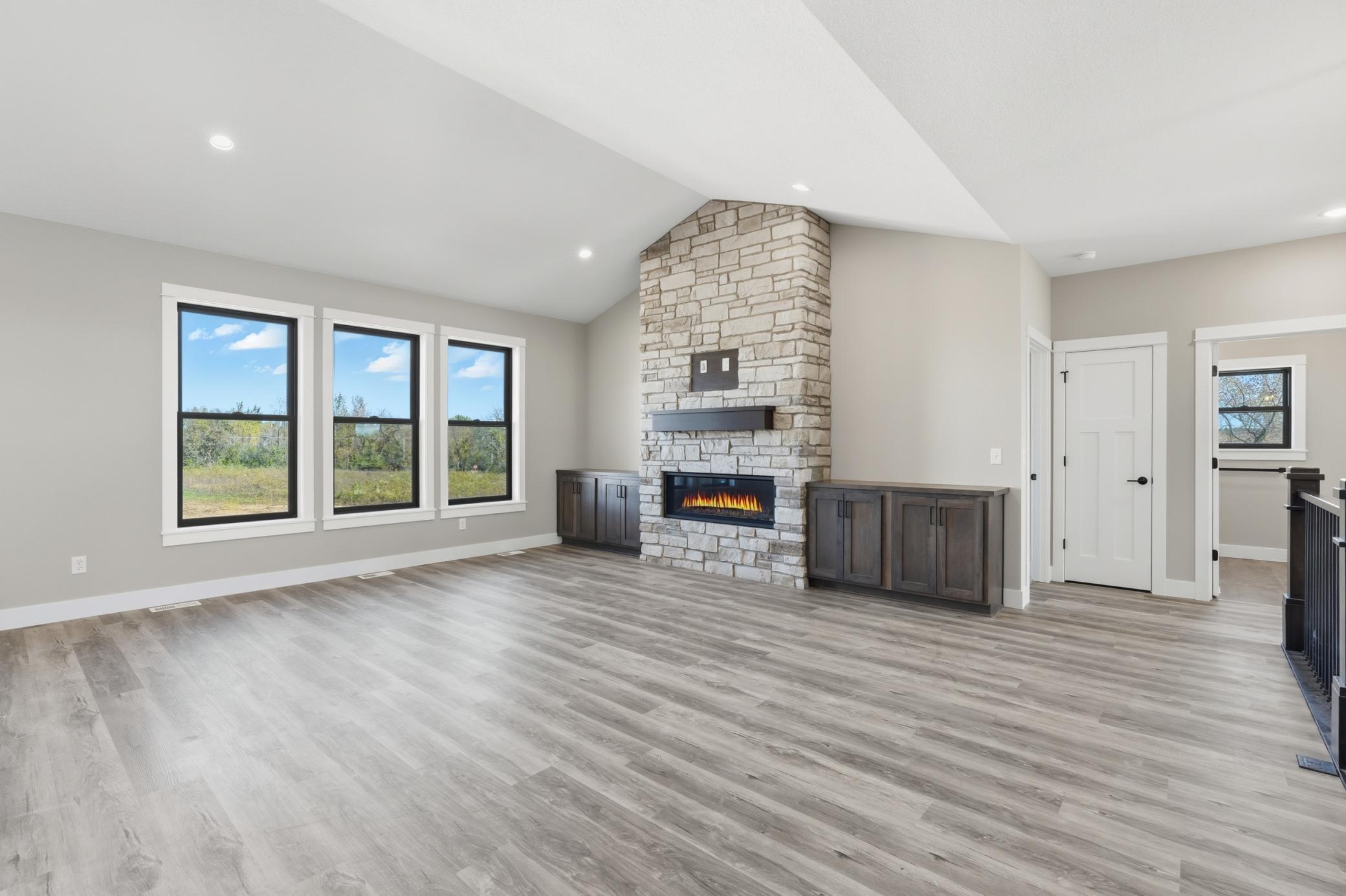 296 Valley Estates Hudson, WI 54016 - Photo 12 of 32