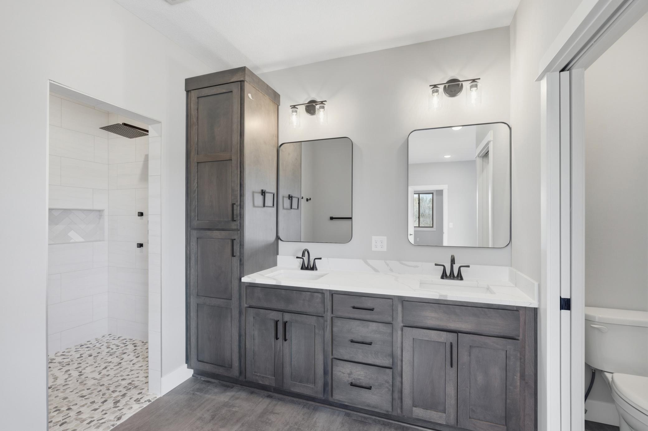 296 Valley Estates Hudson, WI 54016 - Photo 18 of 32