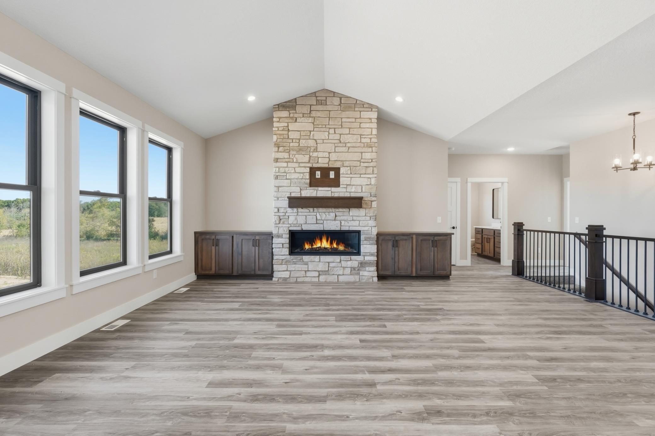 296 Valley Estates Hudson, WI 54016 - Photo 9 of 32