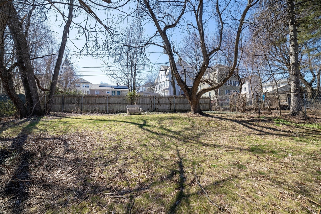 20 Kenberma Road Worcester, MA 01604 - Photo 16 of 16