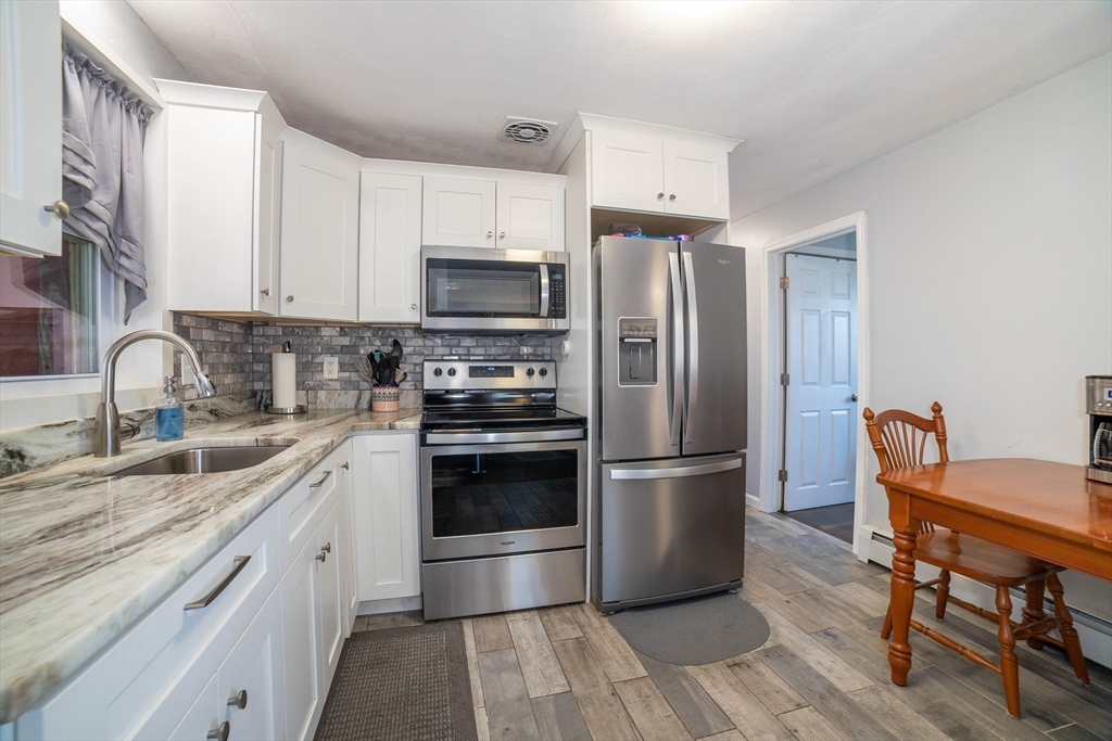 20 Kenberma Road Worcester, MA 01604 - Photo 8 of 16