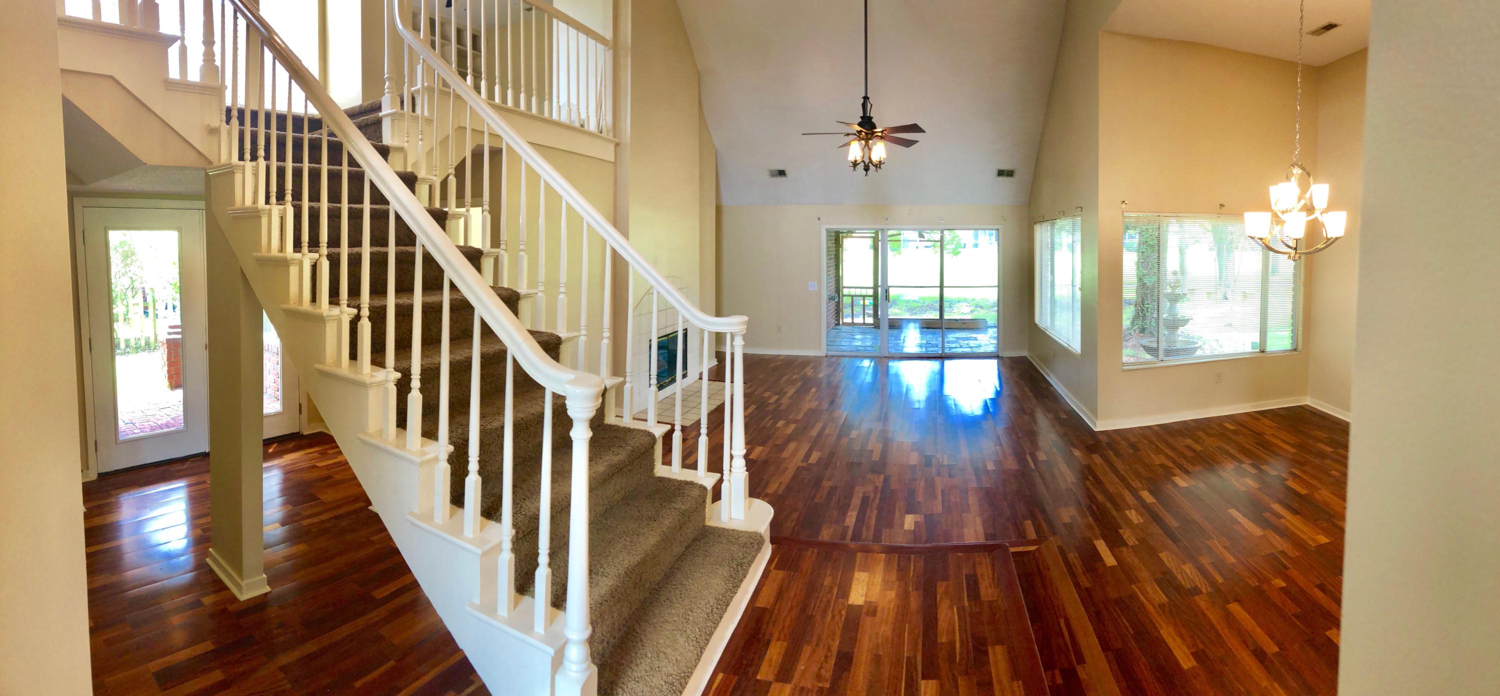 1205 Starling Road Hanahan, SC 29410 - Photo 3 of 21 Foyer