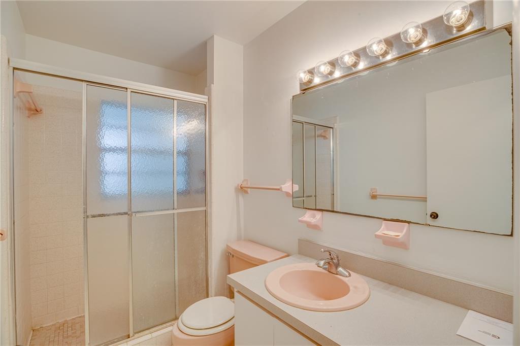 411 Holly Road Vero Beach, FL 32963 - Photo 11 of 16 Gallery Image 11