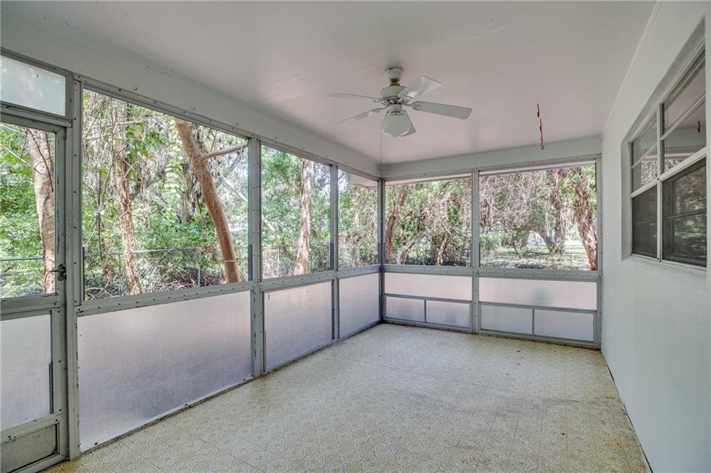 411 Holly Road Vero Beach, FL 32963 - Photo 12 of 16 Gallery Image 12