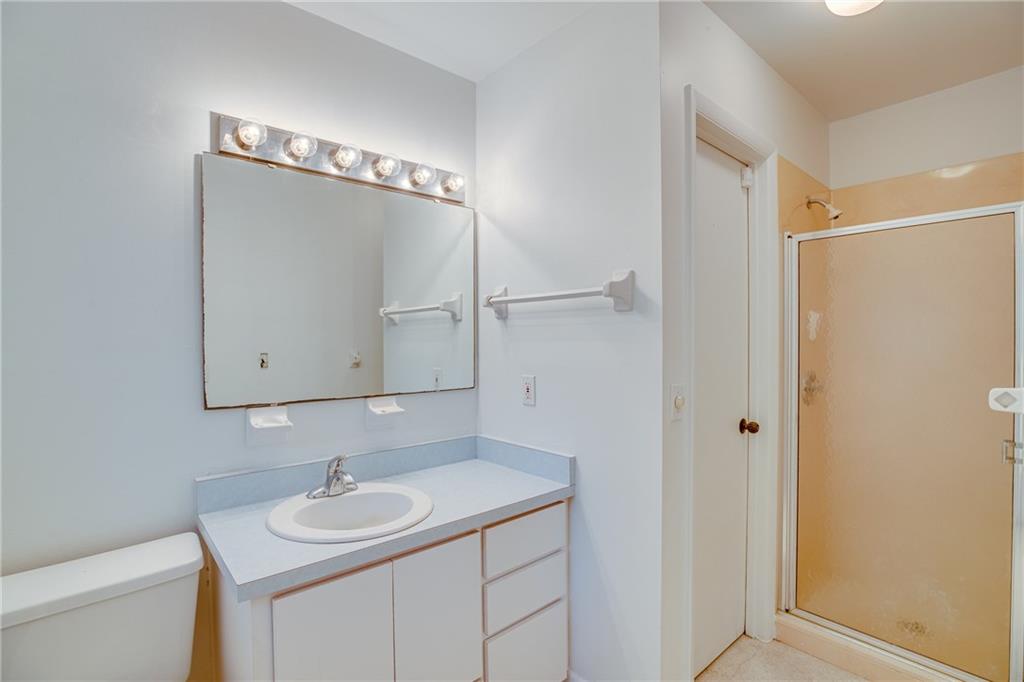 411 Holly Road Vero Beach, FL 32963 - Photo 9 of 16 Gallery Image 9