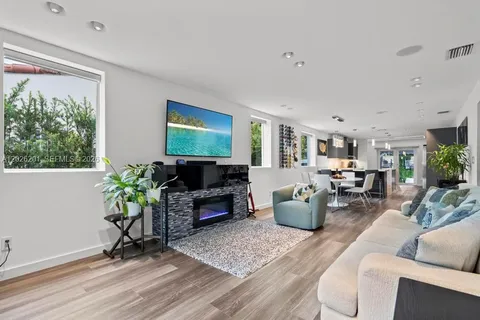 $779,000 | 2257 Southwest 11th Street, Miami, FL 33135