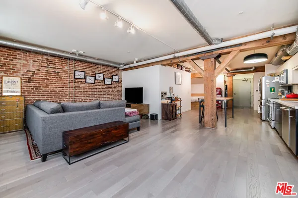 $719,000 | 527 Molino Street, Unit 206, Los Angeles, CA 90013