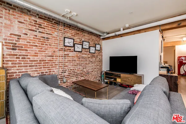 $719,000 | 527 Molino Street, Unit 206, Los Angeles, CA 90013