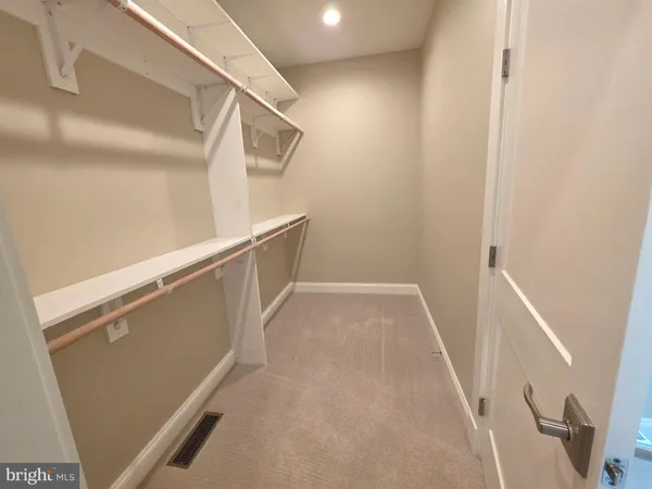 $2,950 | 94 Wolf Creek Circle, Dover, DE 19901