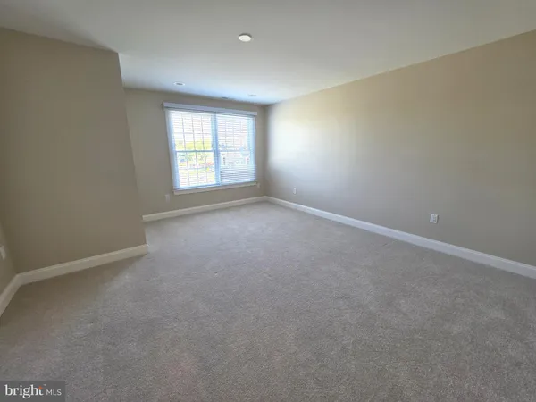 $2,950 | 94 Wolf Creek Circle, Dover, DE 19901