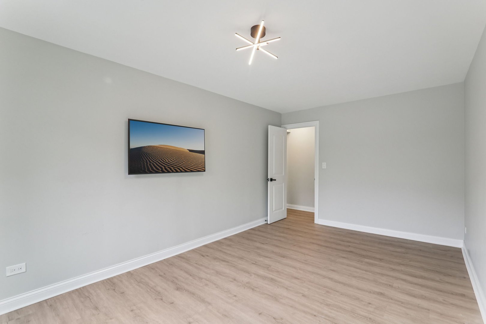 8650 Ferris Avenue, Unit 203 Morton Grove, IL 60053 - Photo 21 of 28